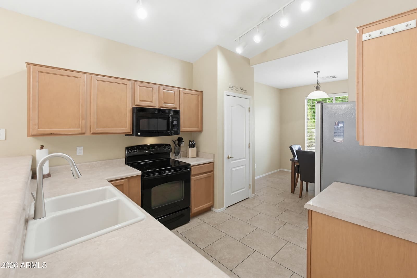 17271 W Smokey Drive, Surprise, AZ 85388 — photo 9 of 48