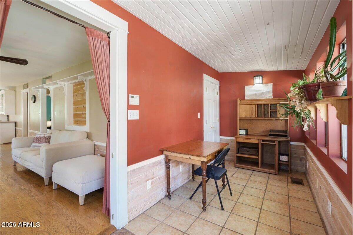 207 Congress Avenue, Prescott, AZ 86303 — photo 4 of 23