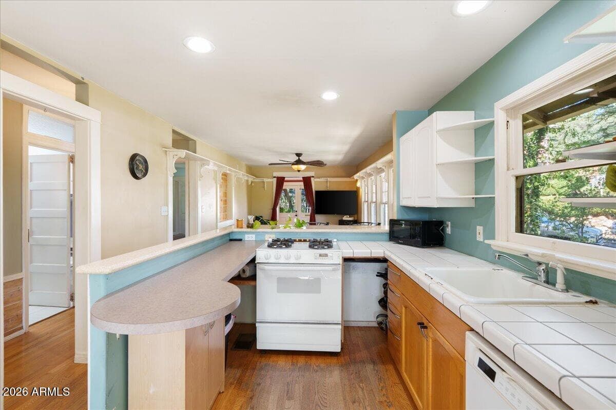 207 Congress Avenue, Prescott, AZ 86303 — photo 9 of 23