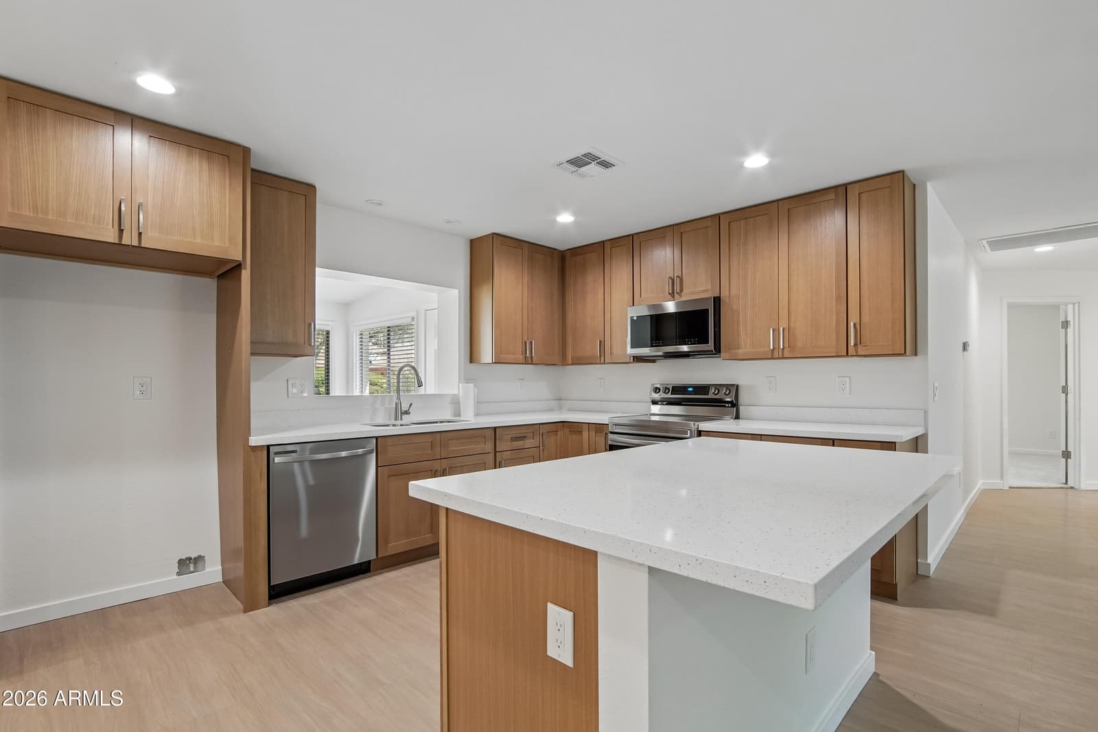 1342 W Mendoza Avenue, Mesa, AZ 85202 — photo 13 of 35