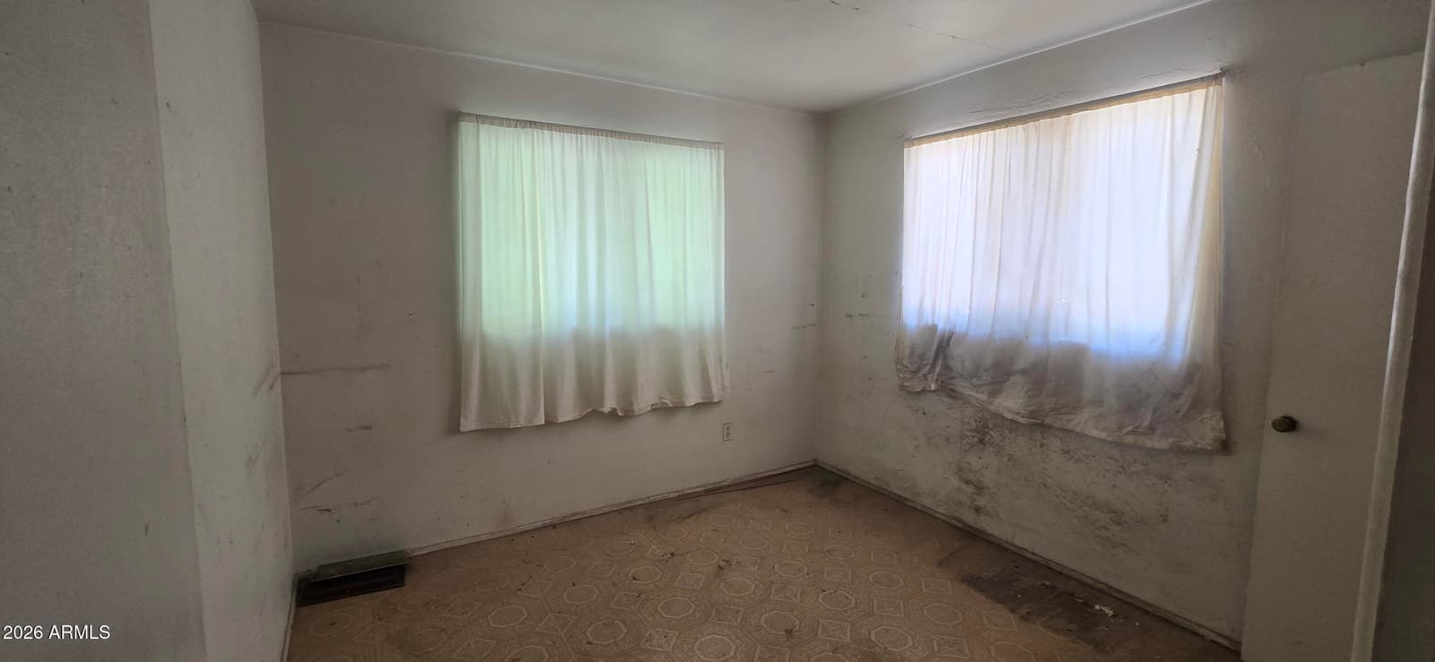 536 E Flores Street, Tucson, AZ 85705 — photo 13 of 25