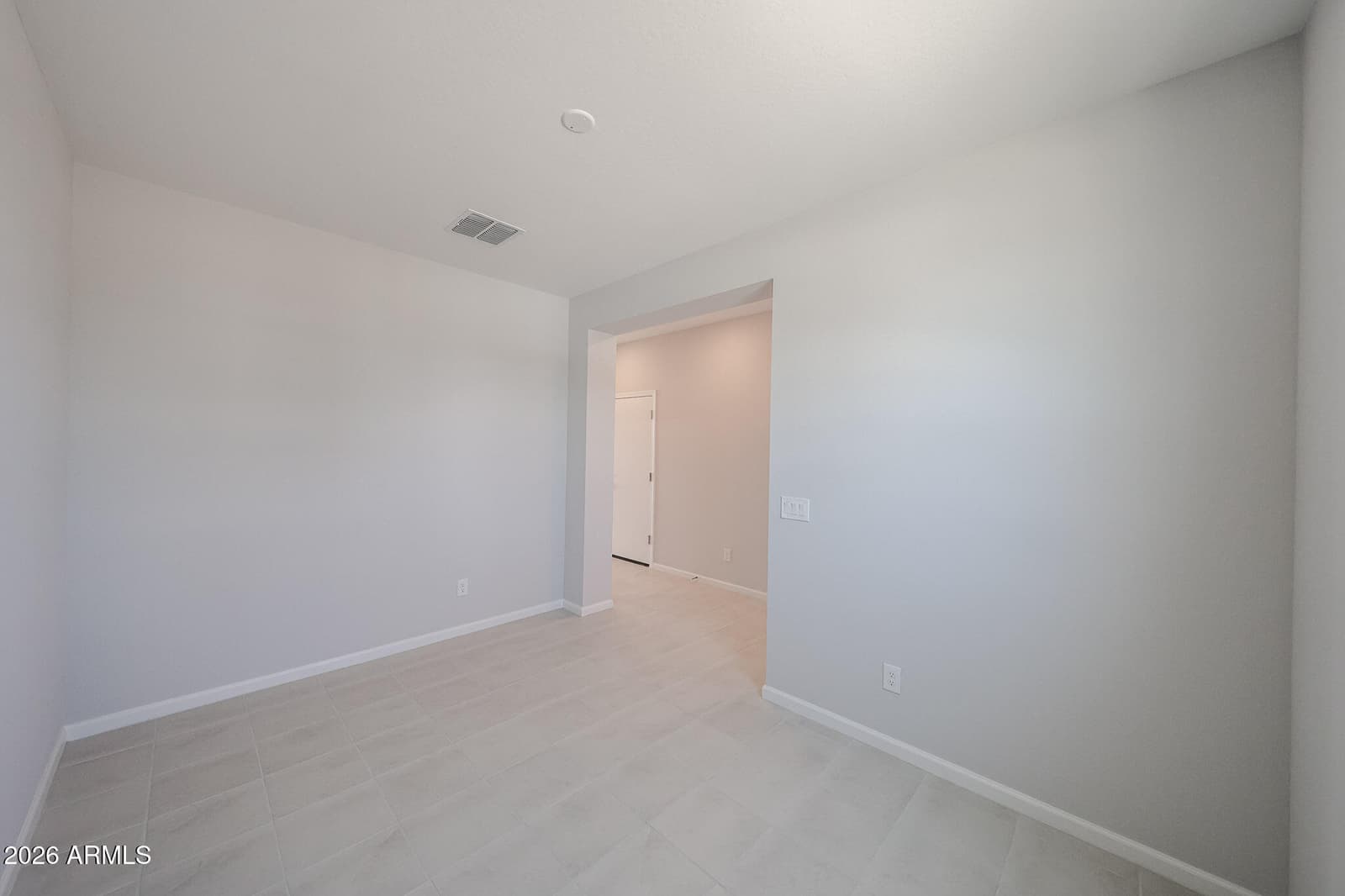 18266 W Sand Hills Drive, Surprise, AZ 85387 — photo 4 of 67