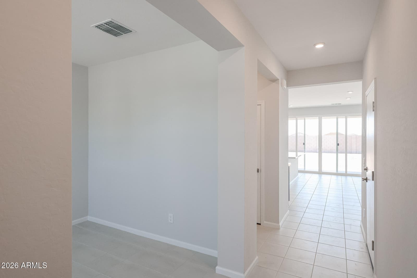 18266 W Sand Hills Drive, Surprise, AZ 85387 — photo 7 of 67