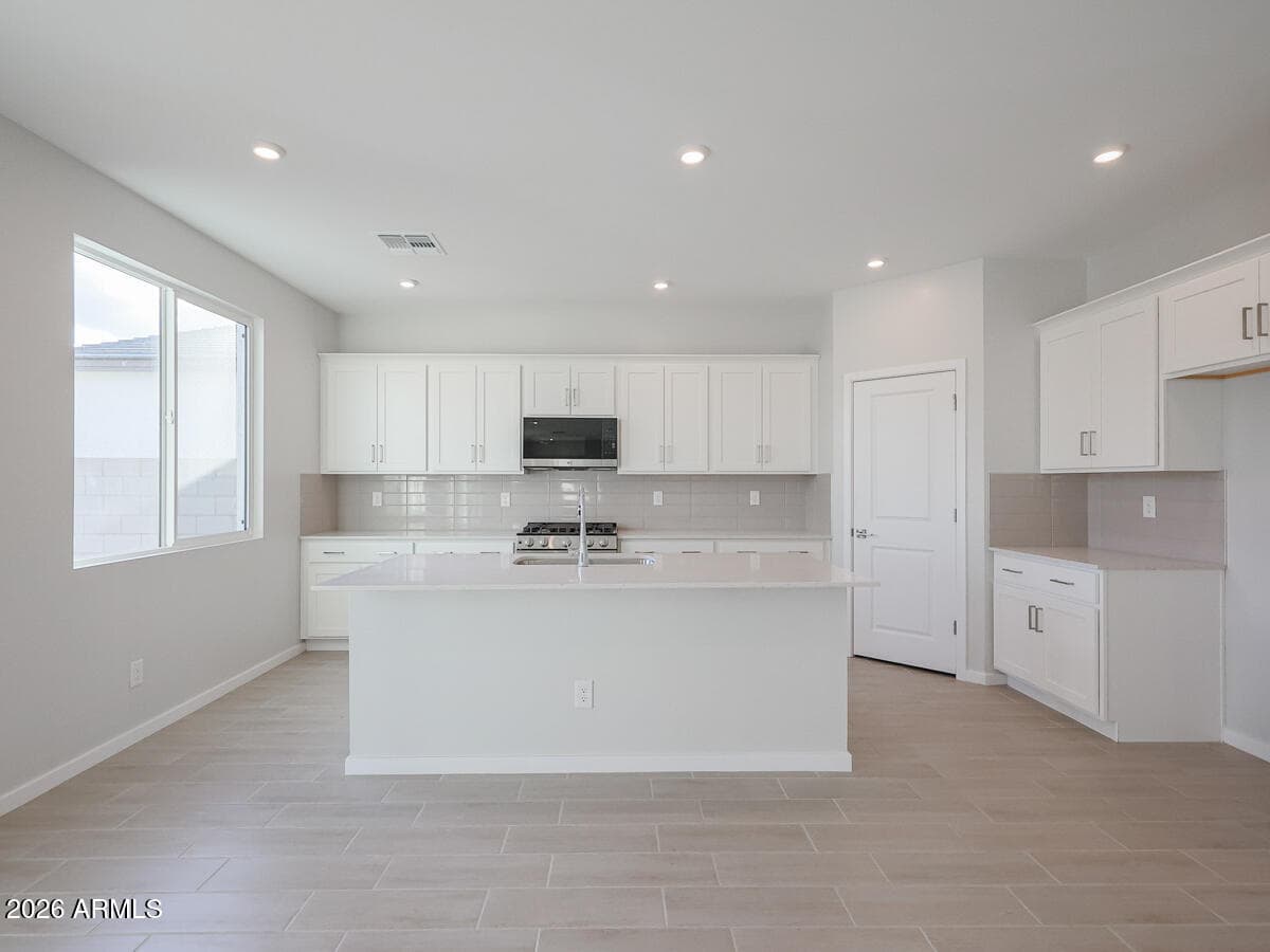 23027 W Irma Lane, Surprise, AZ 85387 — photo 8 of 25