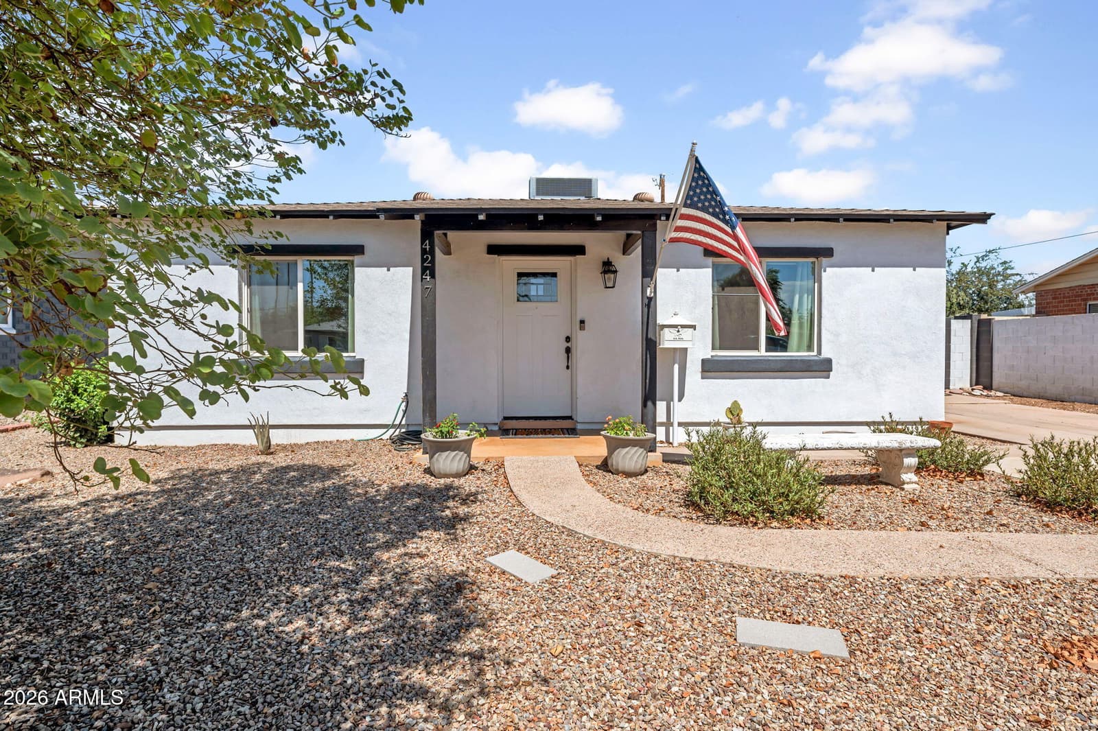 4247 N 4th Avenue NW, Phoenix, AZ 85013 — photo 3 of 34