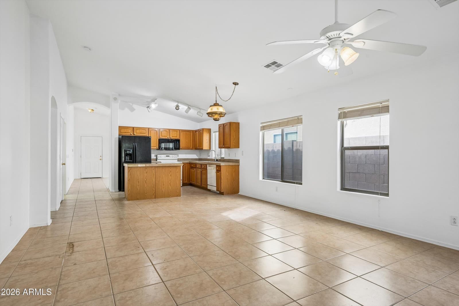 3216 W Mineral Butte Drive, San Tan Valley, AZ 85144 — photo 12 of 33