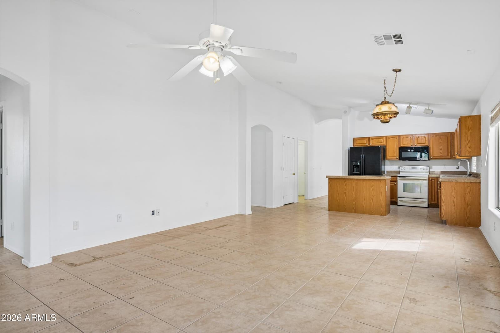 3216 W Mineral Butte Drive, San Tan Valley, AZ 85144 — photo 13 of 33