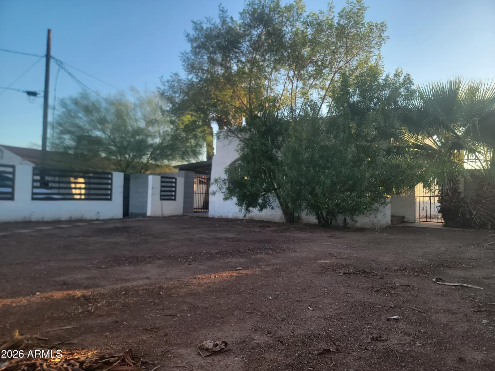 2102 N 26th Place, Phoenix, AZ 85008 — photo 3 of 49