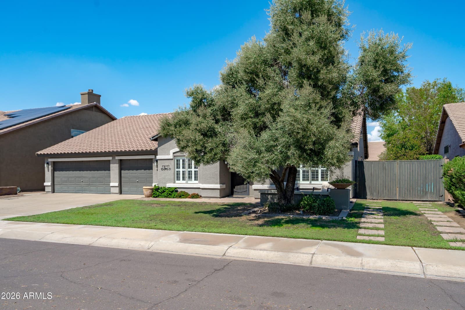 8534 W 8534 W Melinda Lane, Peoria, AZ 85382 — photo 5 of 71