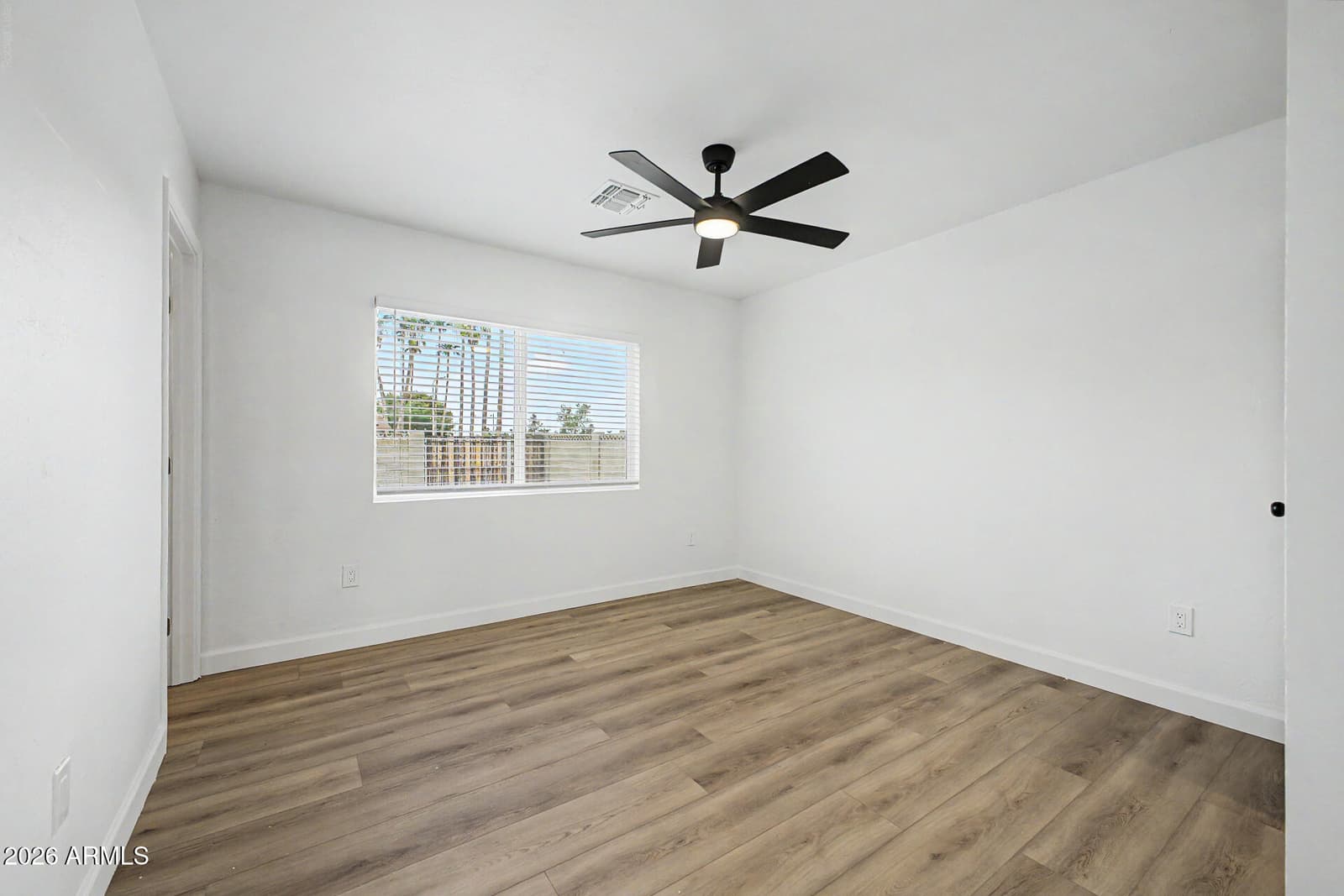 1004 W Manhatton Drive, Tempe, AZ 85282 — photo 12 of 26