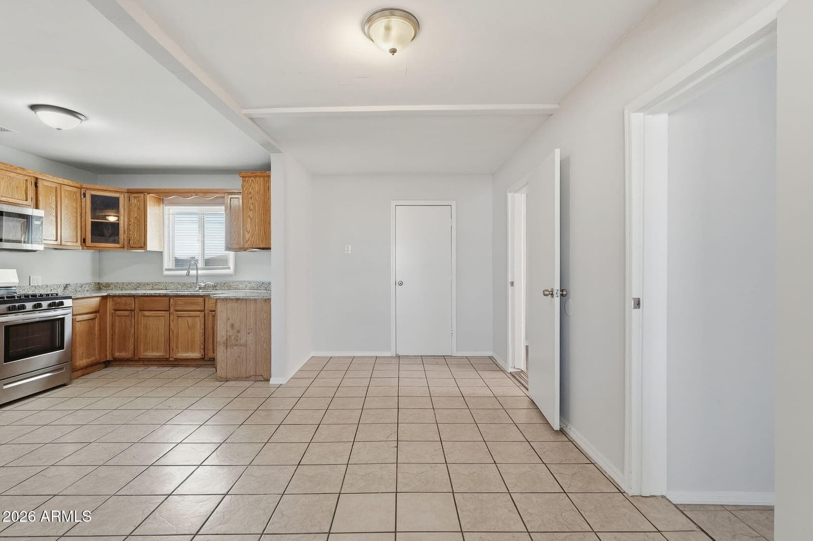 2525 W Luke Avenue, Phoenix, AZ 85017 — photo 6 of 38