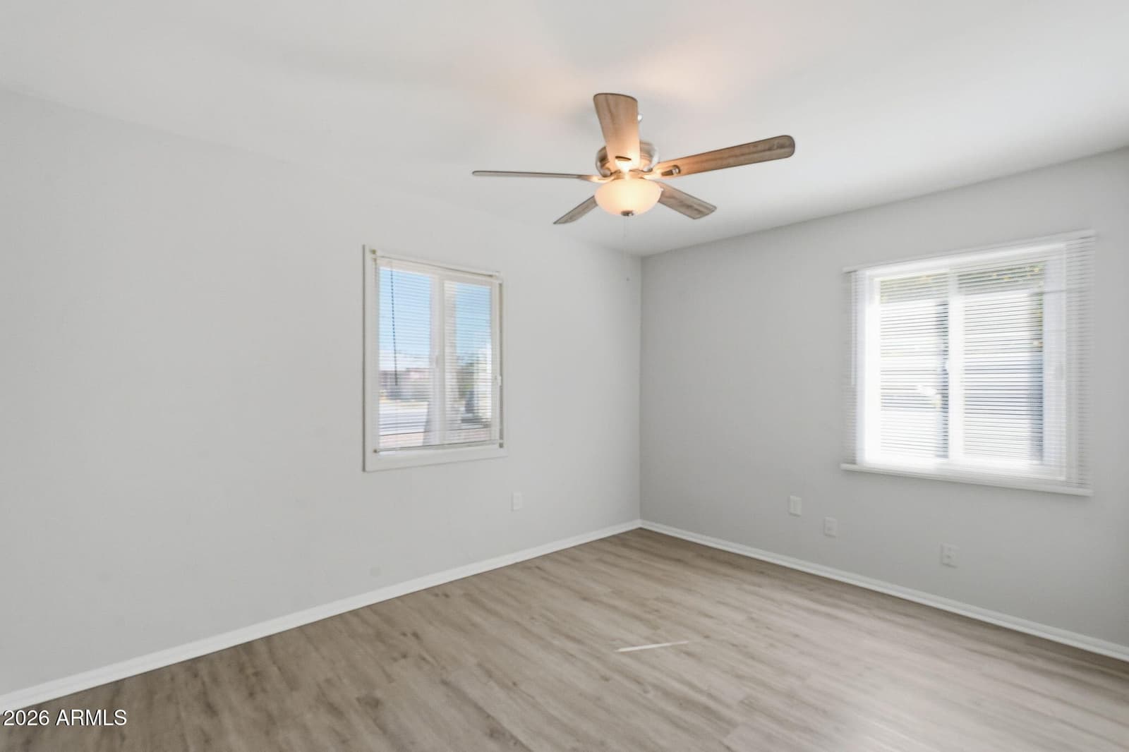 2525 W Luke Avenue, Phoenix, AZ 85017 — photo 10 of 38