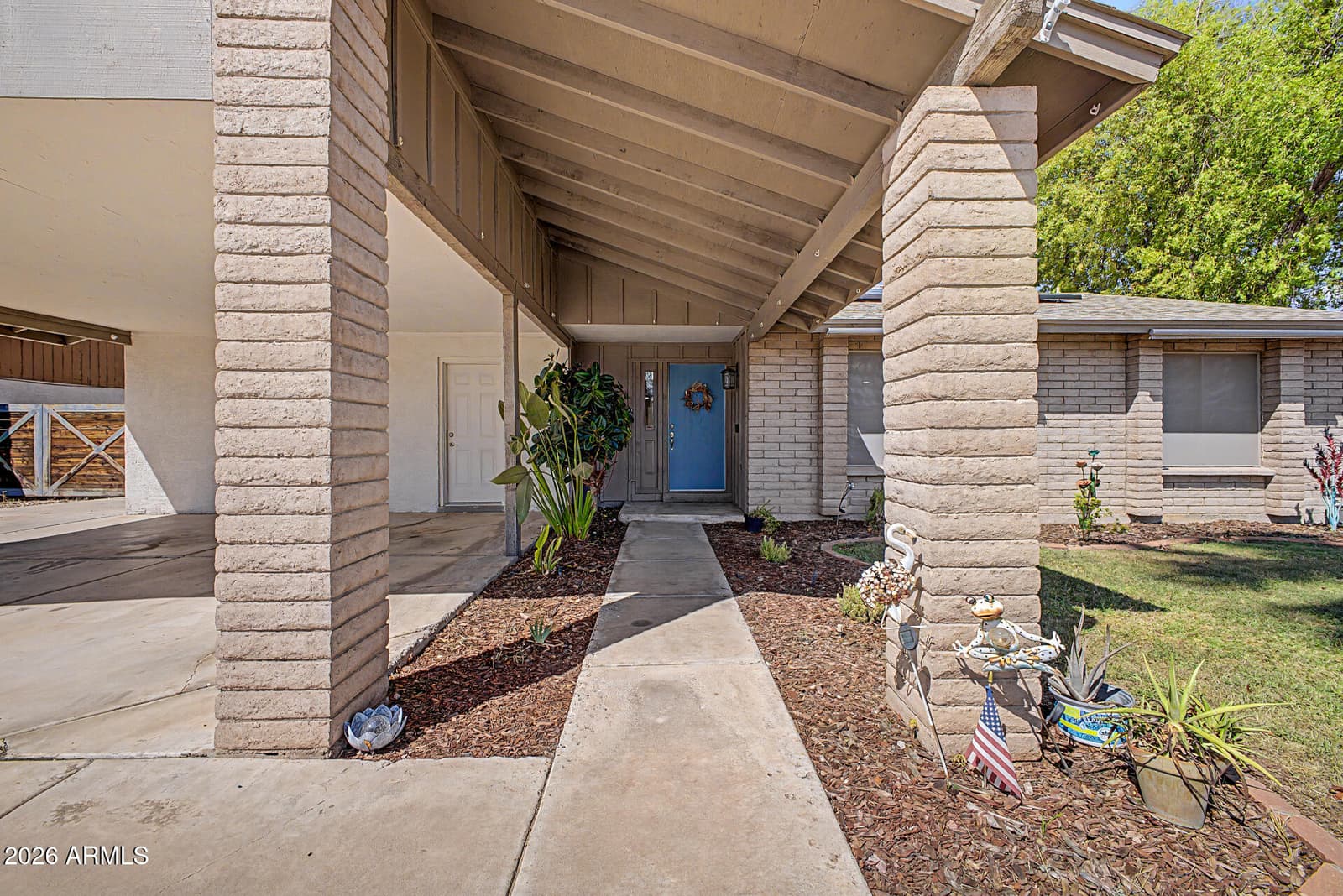 2816 W Villa Maria Drive, Phoenix, AZ 85053 — photo 2 of 62