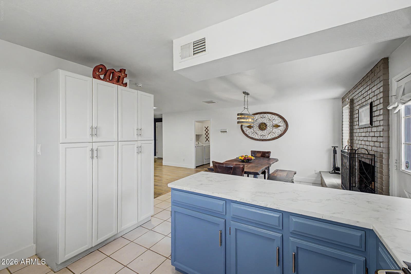 2816 W Villa Maria Drive, Phoenix, AZ 85053 — photo 13 of 62