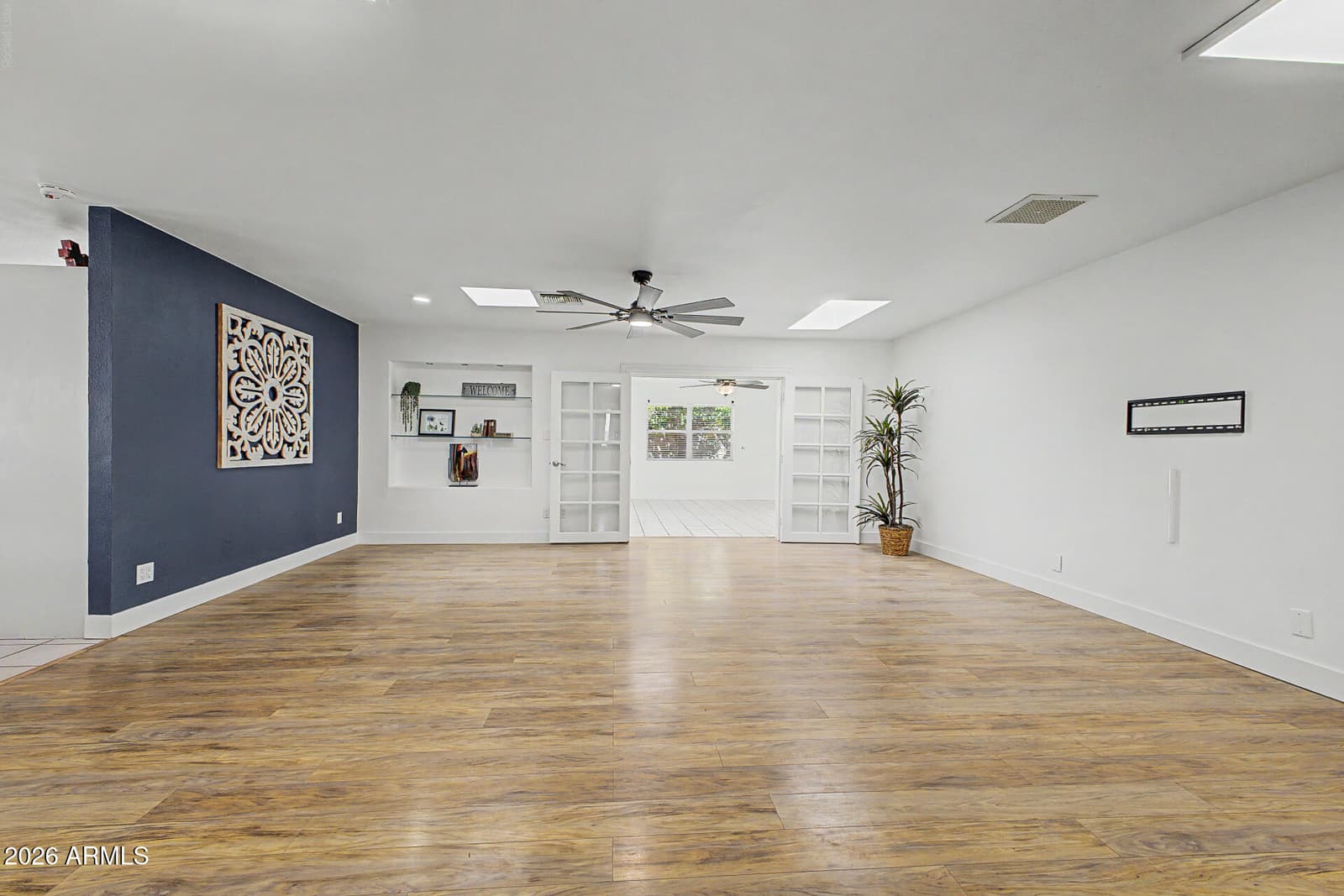 2816 W Villa Maria Drive, Phoenix, AZ 85053 — photo 17 of 62