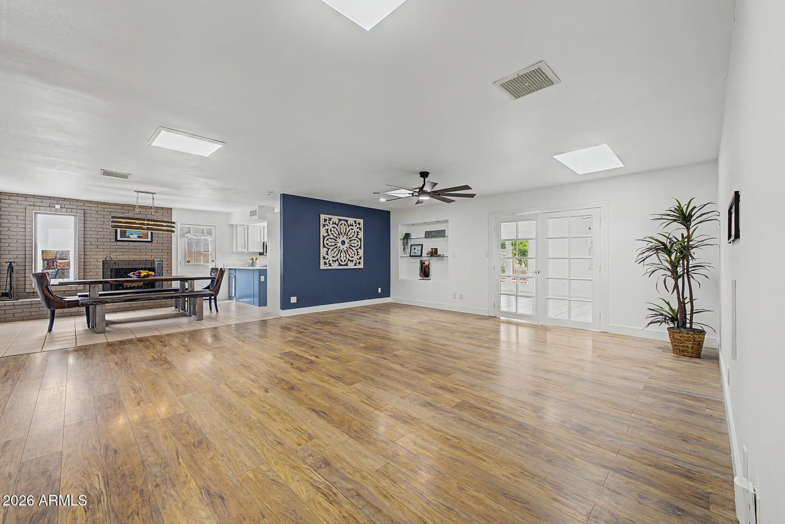 2816 W Villa Maria Drive, Phoenix, AZ 85053 — photo 23 of 62