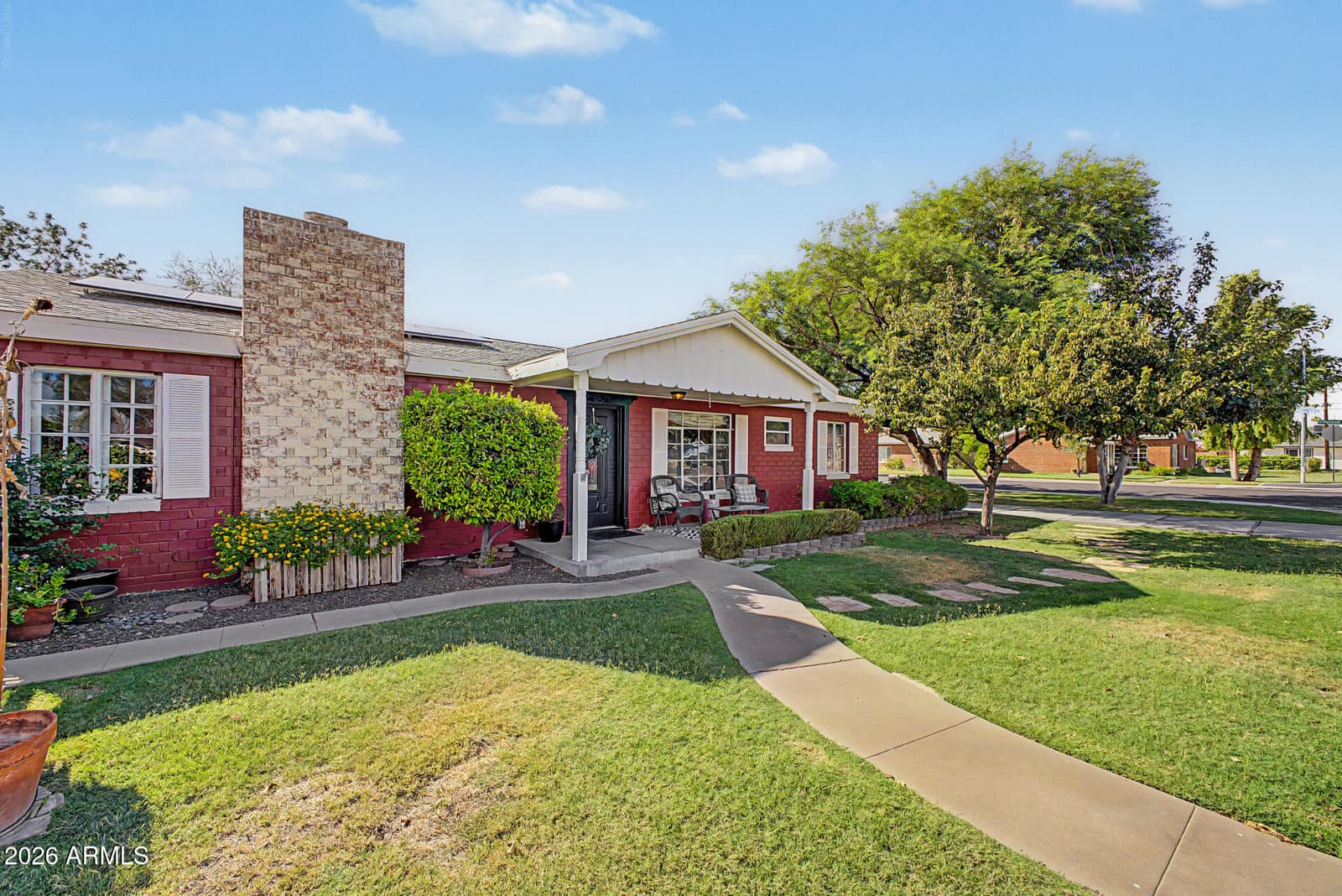 7420 N 58th Drive, Glendale, AZ 85301 — photo 2 of 22