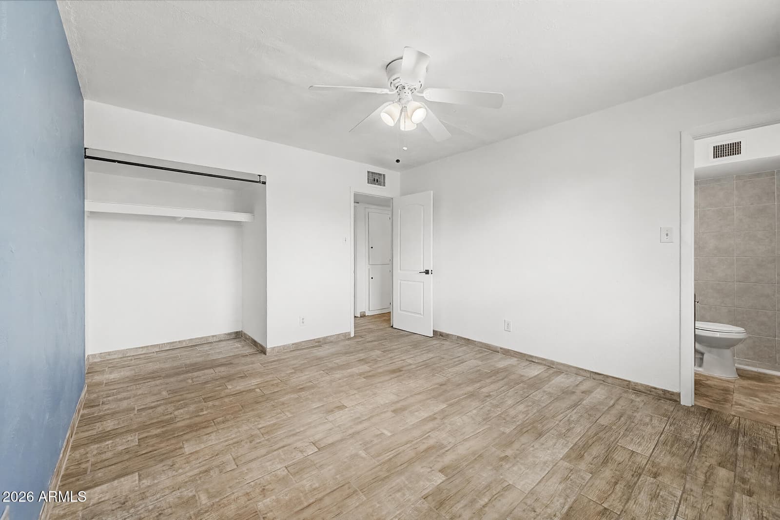 5509 W Avalon Drive, Phoenix, AZ 85031 — photo 11 of 40