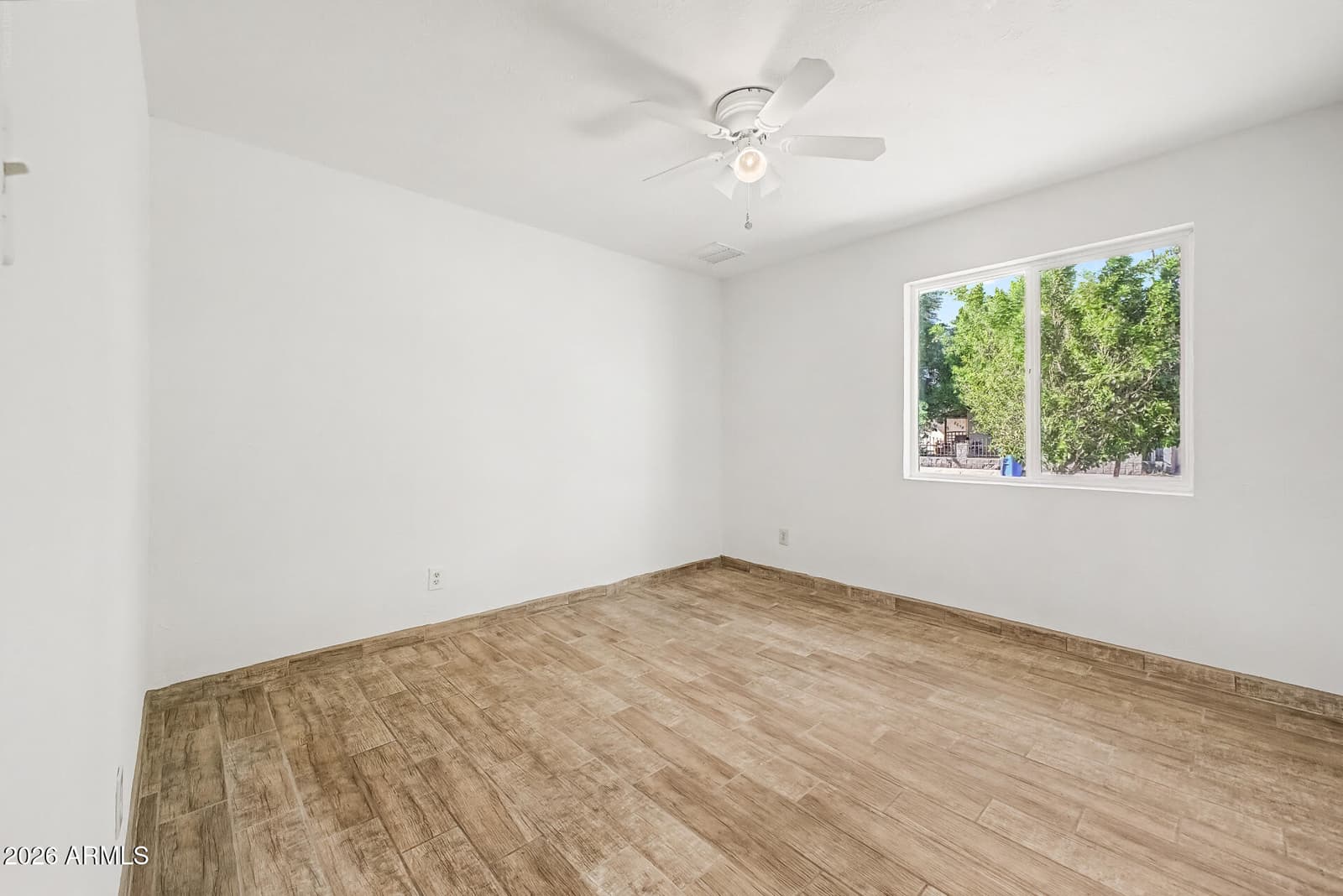 5509 W Avalon Drive, Phoenix, AZ 85031 — photo 17 of 40