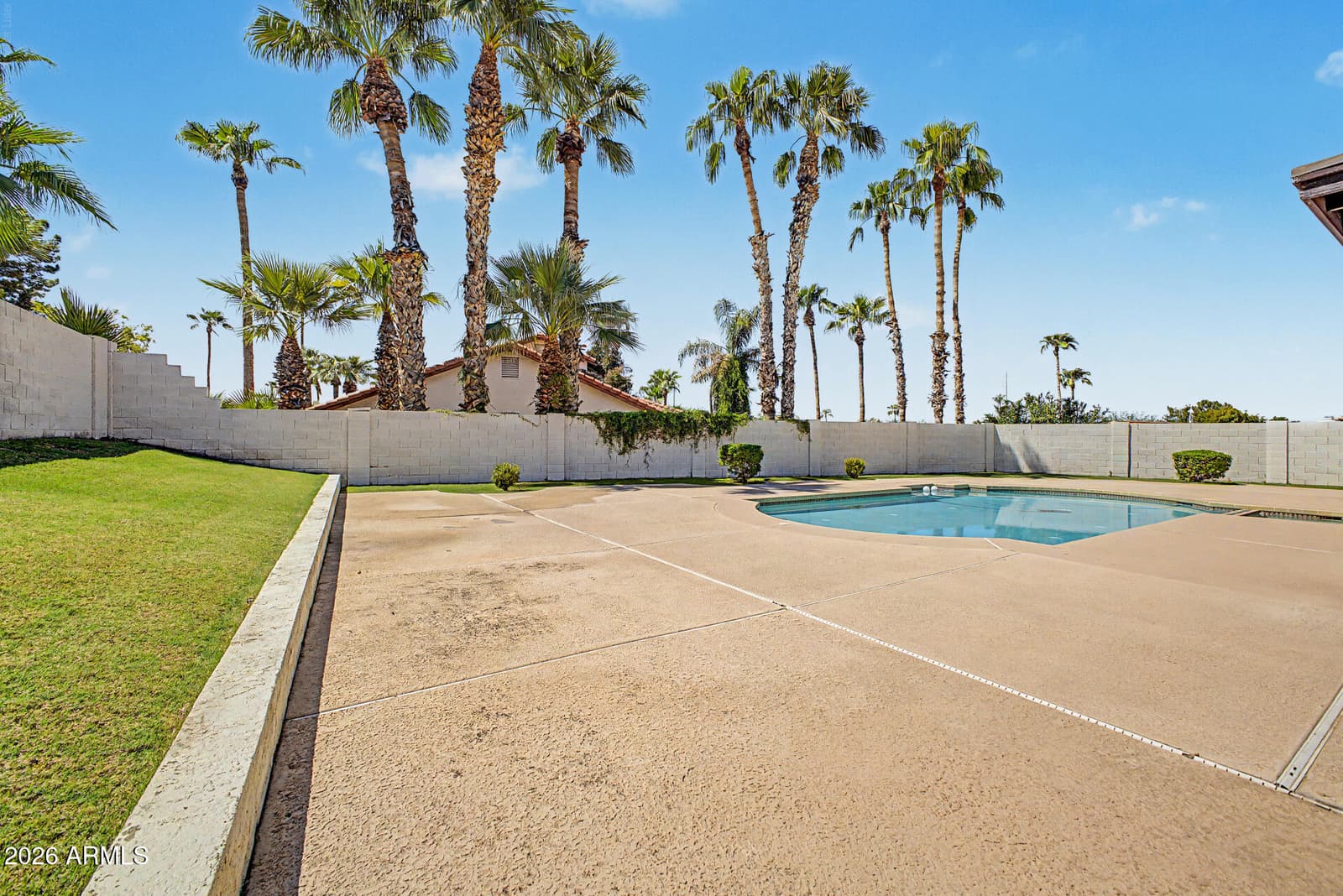 801 E Braeburn Drive, Phoenix, AZ 85022 — photo 36 of 43