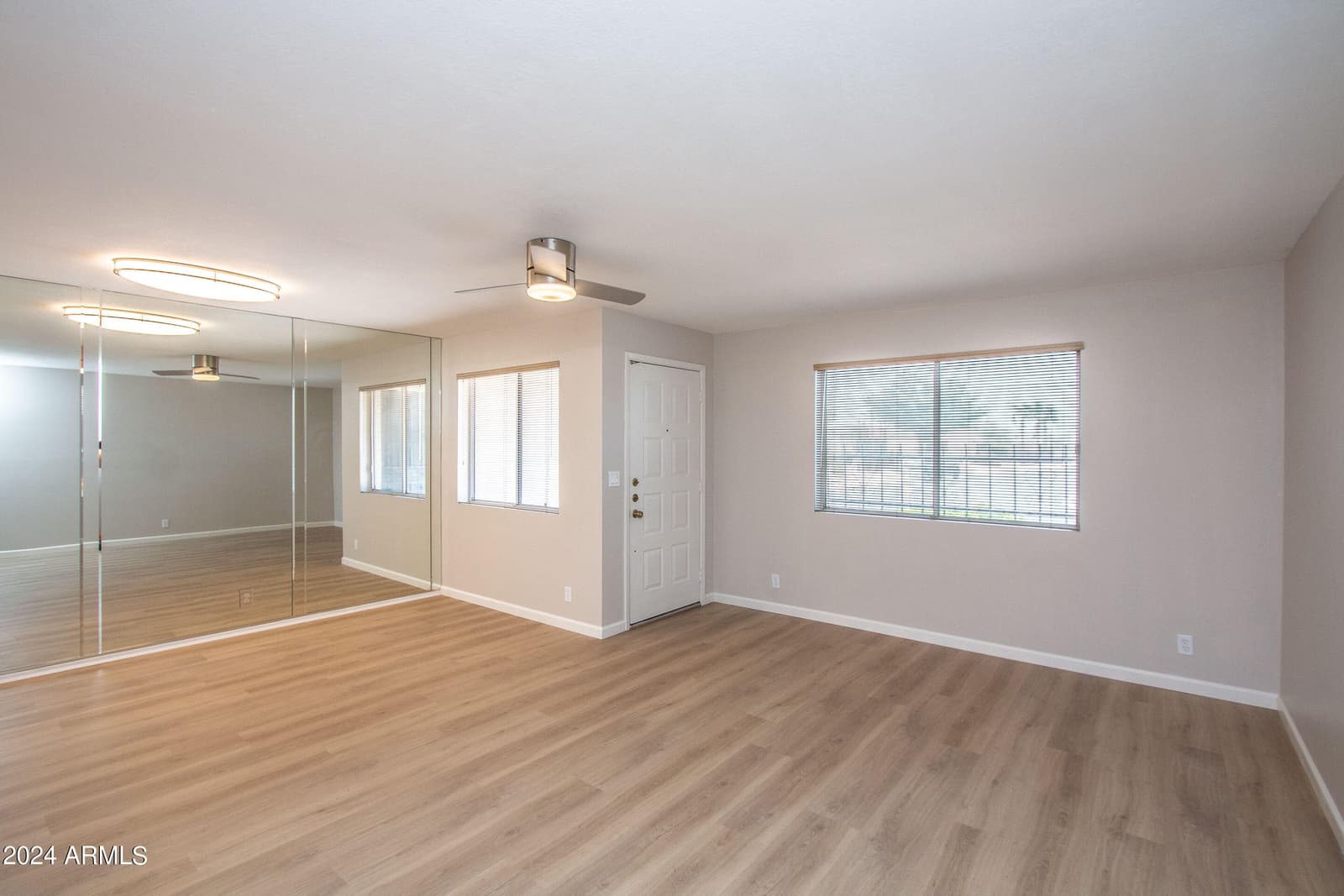 4502 E Carol Avenue 1, Mesa, AZ 85206 — photo 4 of 31