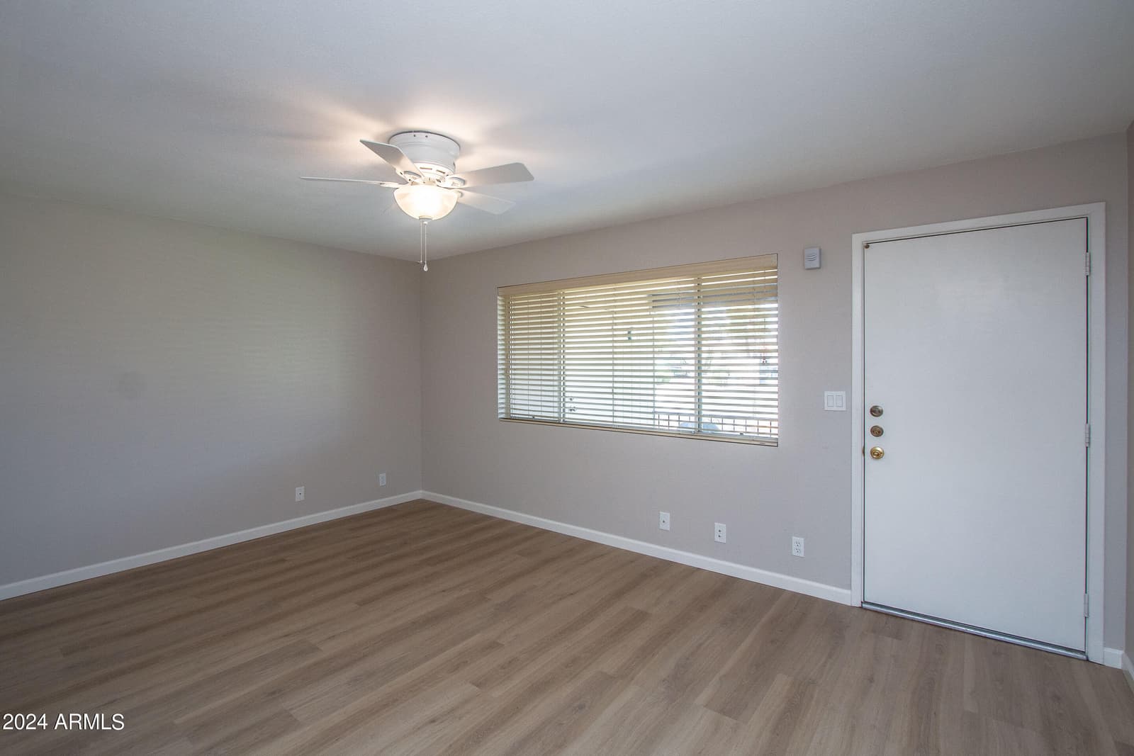 4502 E Carol Avenue 1, Mesa, AZ 85206 — photo 6 of 31