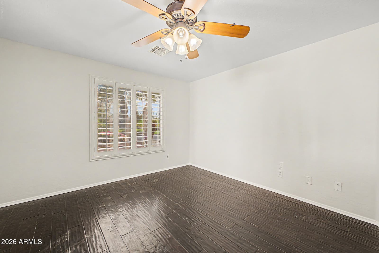 2050 S Portland Avenue, Gilbert, AZ 85295 — photo 9 of 37