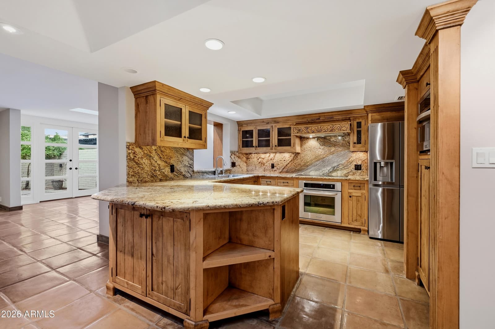 7836 E Crestwood Way, Scottsdale, AZ 85250 — photo 4 of 35