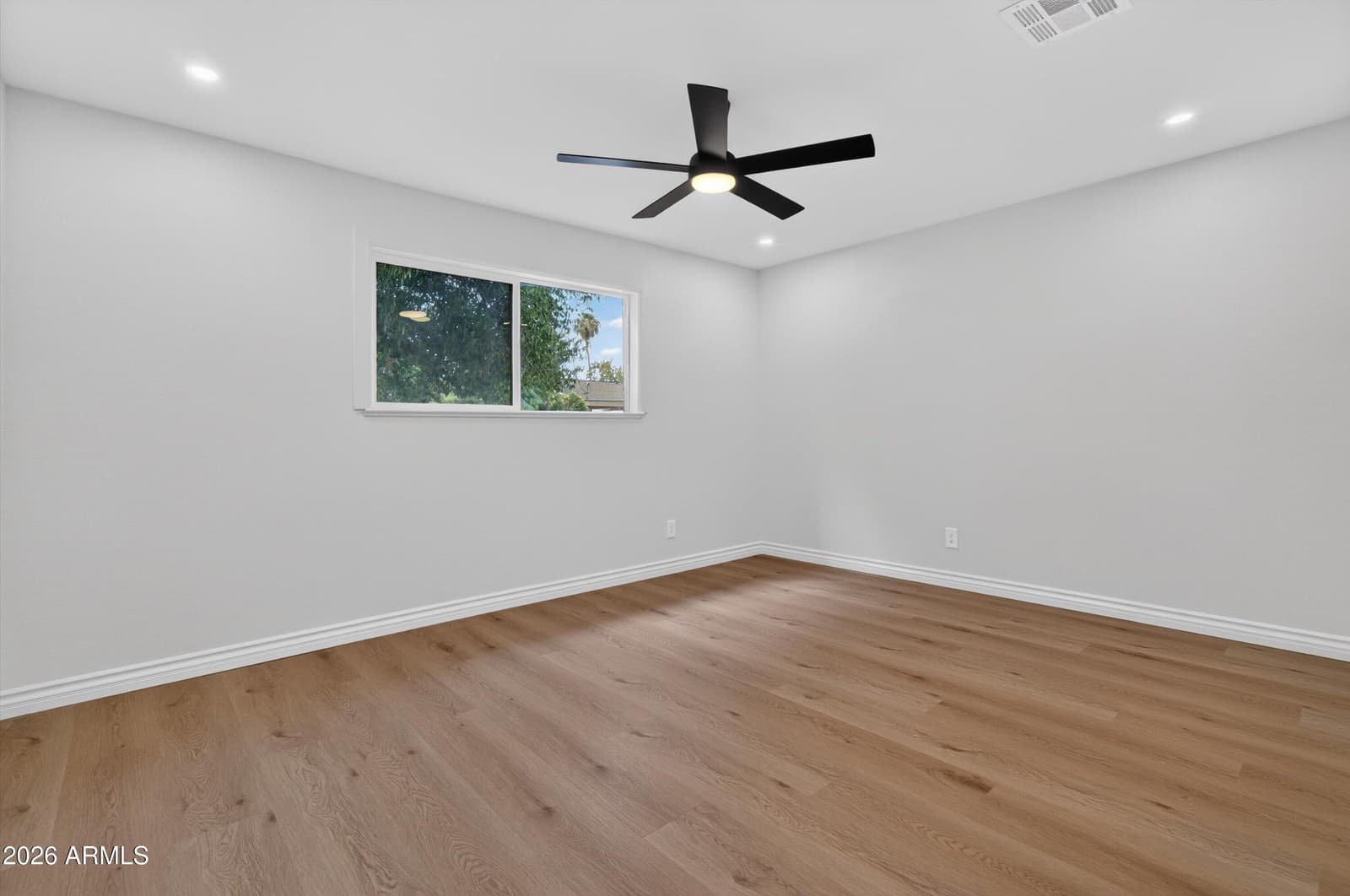 8631 E Sage Drive, Scottsdale, AZ 85250 — photo 6 of 42