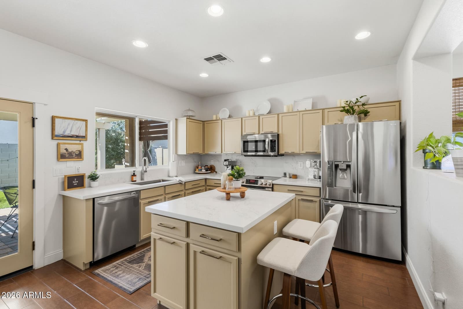 8385 W Mary Ann Drive, Peoria, AZ 85382 — photo 15 of 43