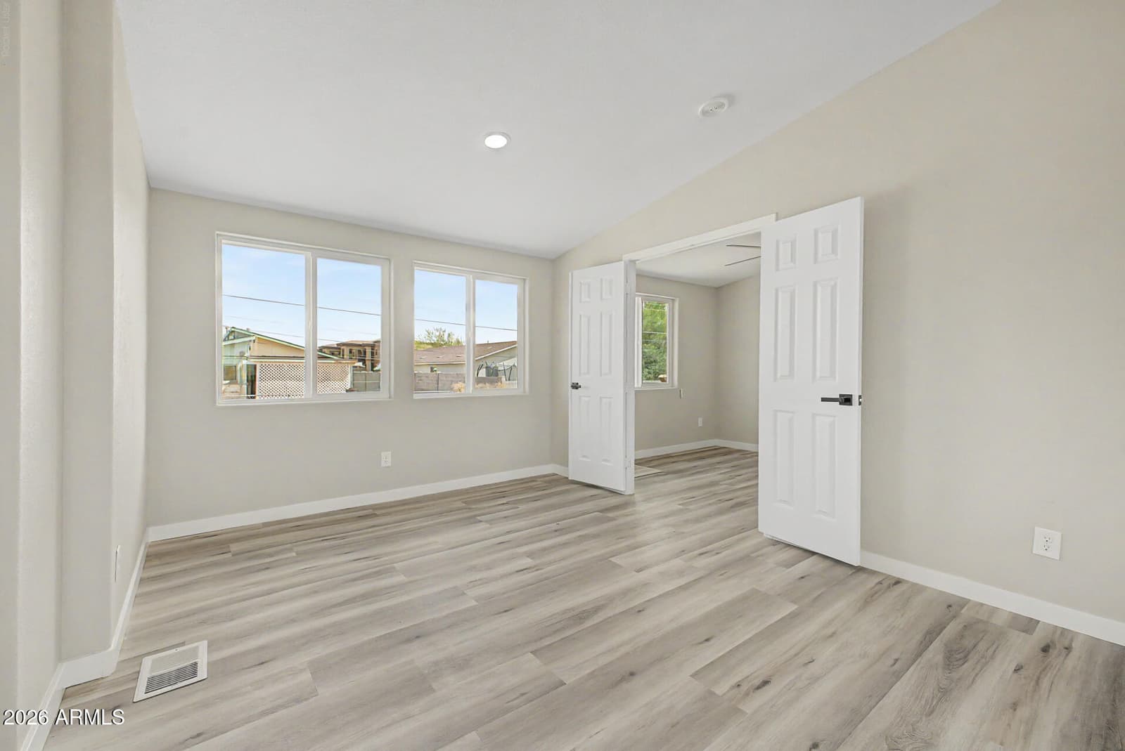 645 S Cornwall Drive, Apache Junction, AZ 85120 — photo 4 of 26