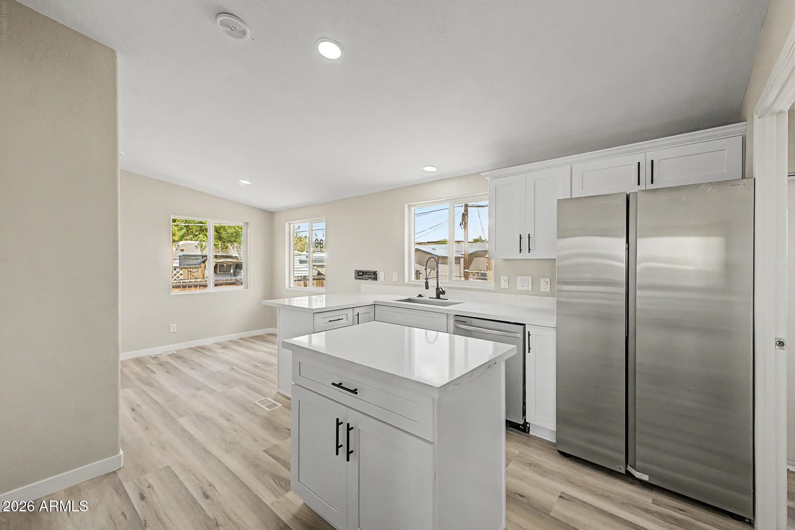 645 S Cornwall Drive, Apache Junction, AZ 85120 — photo 10 of 26