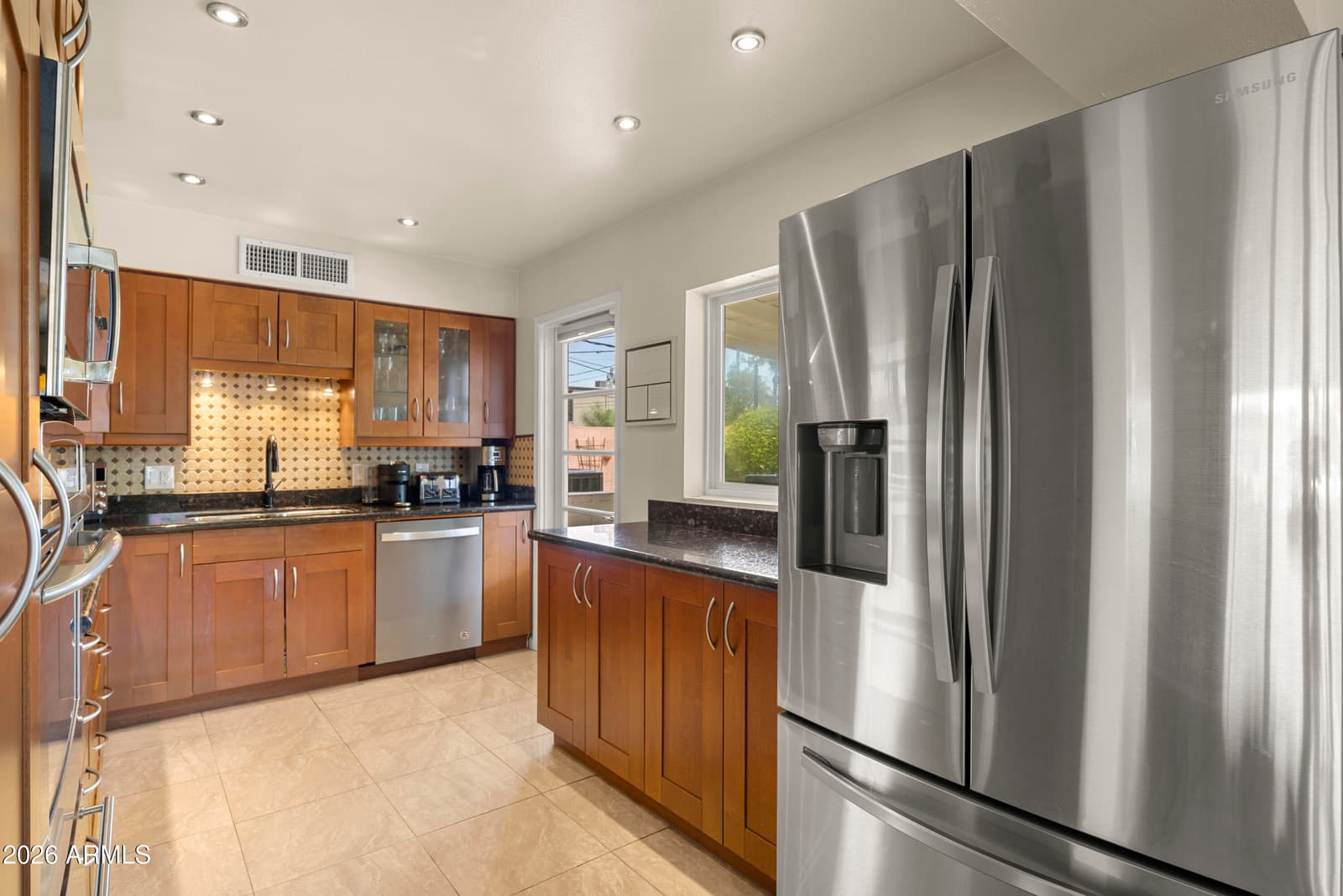 4329 N 35th Street, Phoenix, AZ 85018 — photo 11 of 25