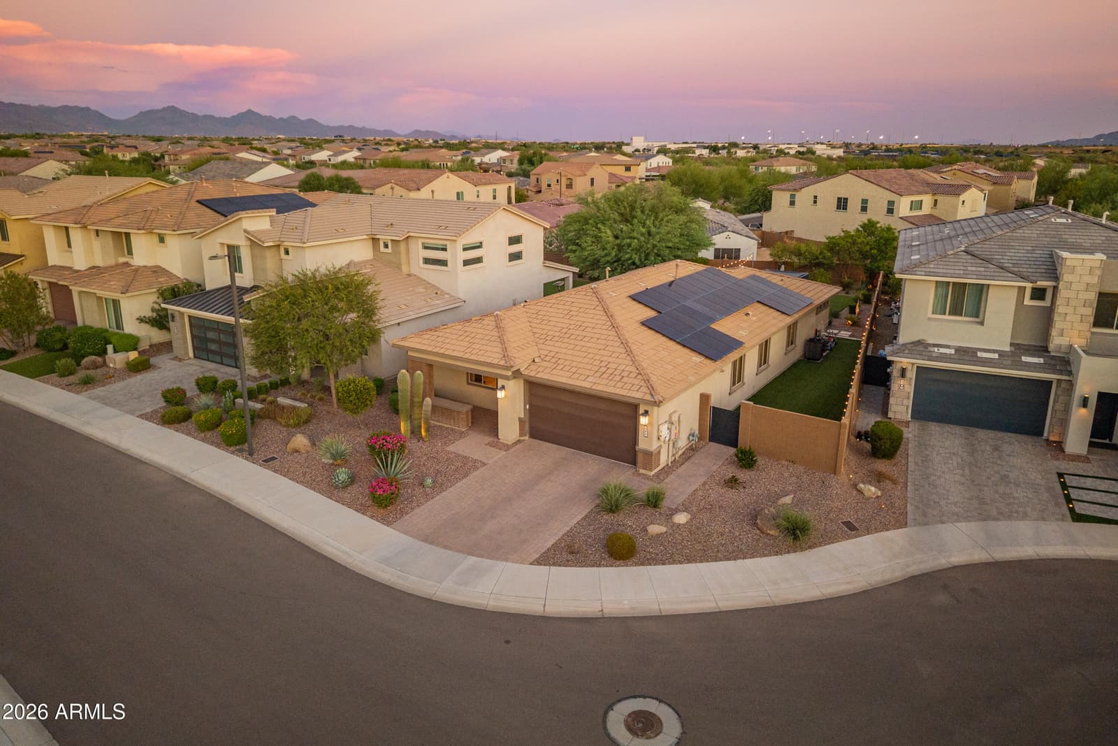 3211 E Bryce Lane, Phoenix, AZ 85050 — photo 5 of 60
