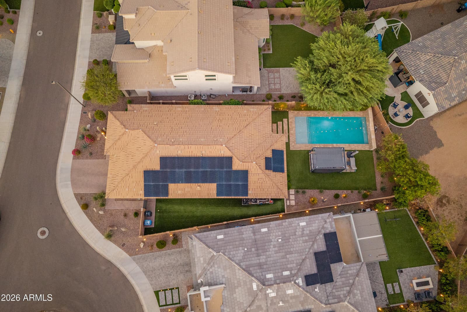 3211 E Bryce Lane, Phoenix, AZ 85050 — photo 4 of 60