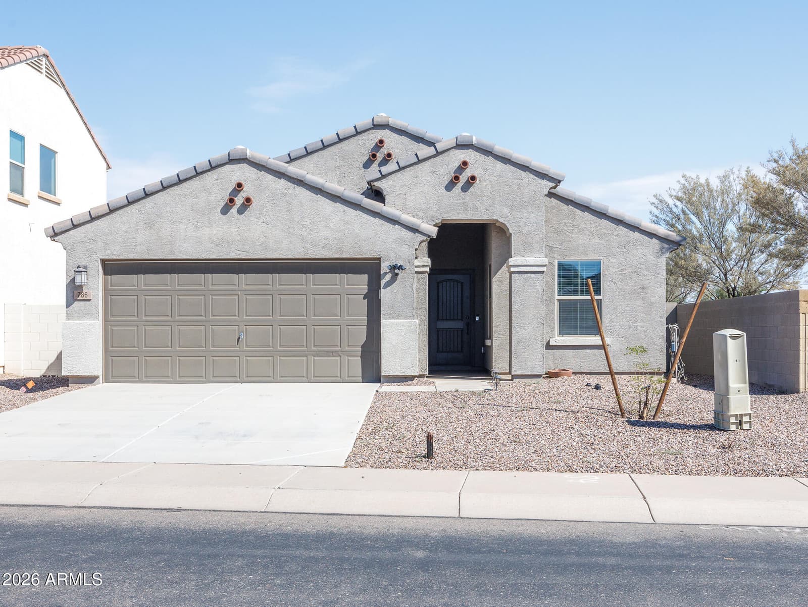 786 W Kingman Drive, Casa Grande, AZ 85122 — photo 1 of 33