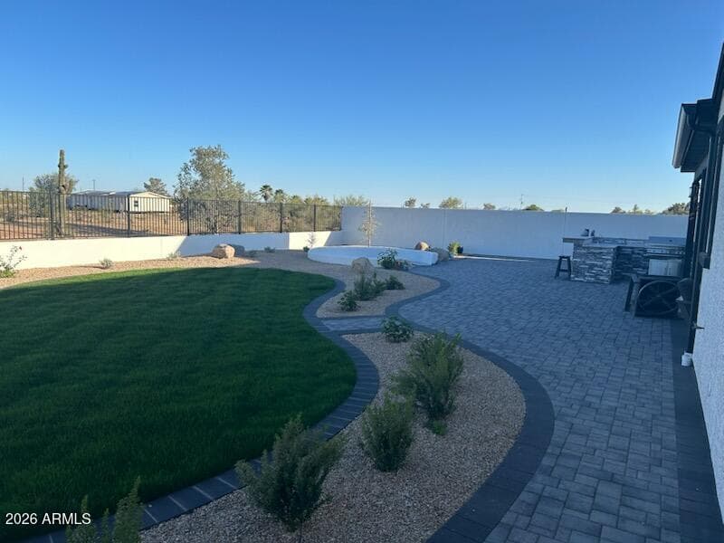 319Xx N 165th Avenue, Surprise, AZ 85387 — photo 38 of 40
