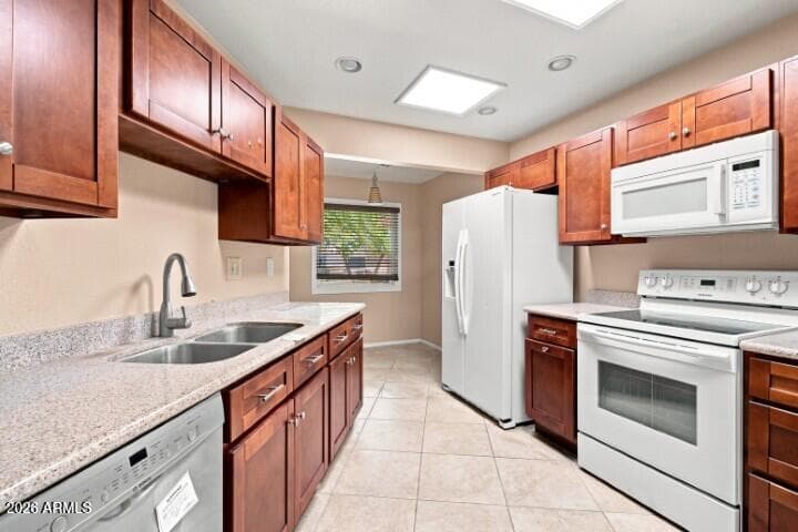 13817 N 111th Avenue, Sun City, AZ 85351 — photo 10 of 39