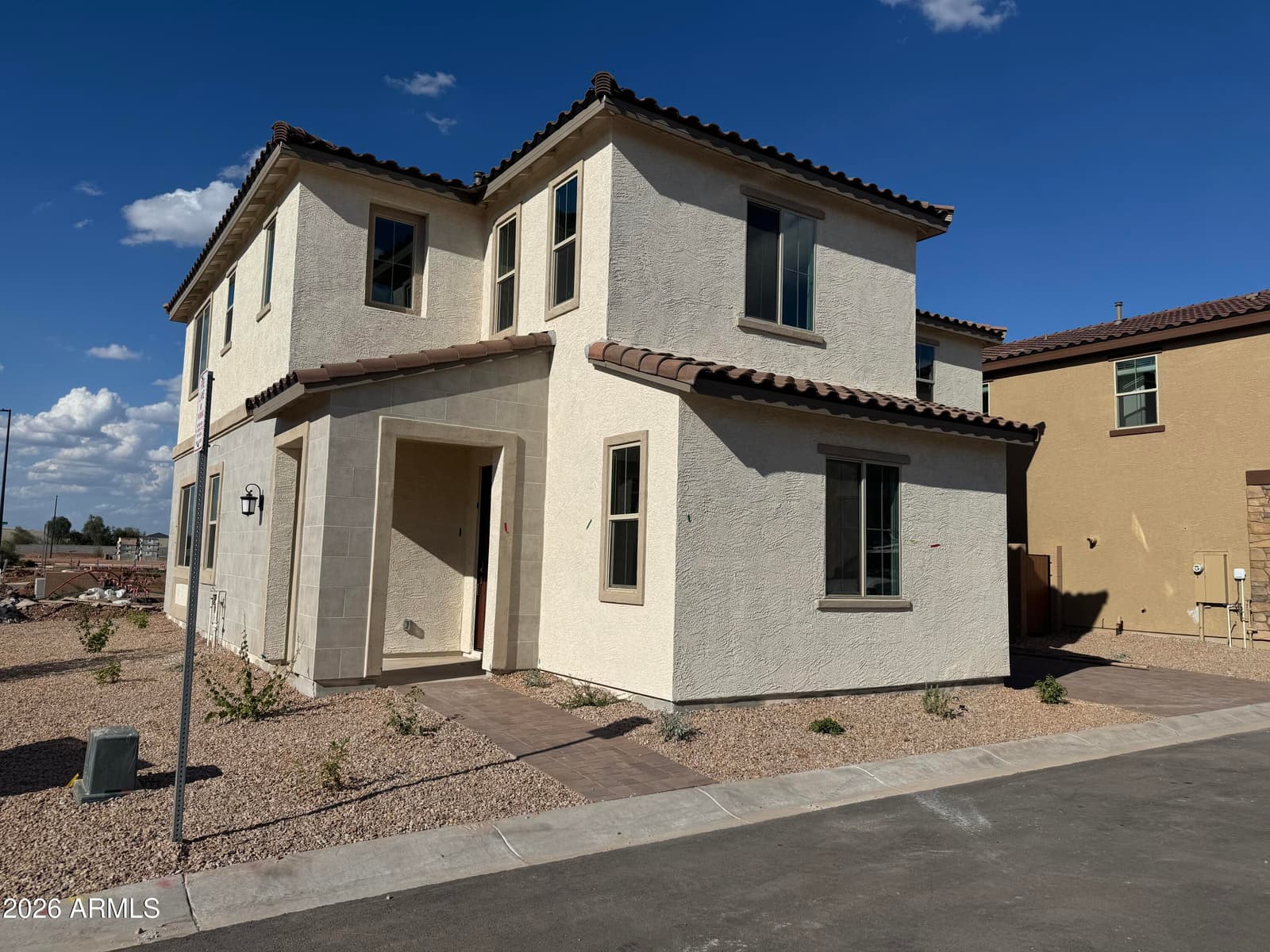 2255 S Swan Court, Gilbert, AZ 85295 — photo 2 of 9