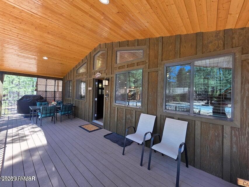 3233 Turkey Track Road, Pinetop, AZ 85935 — photo 2 of 33