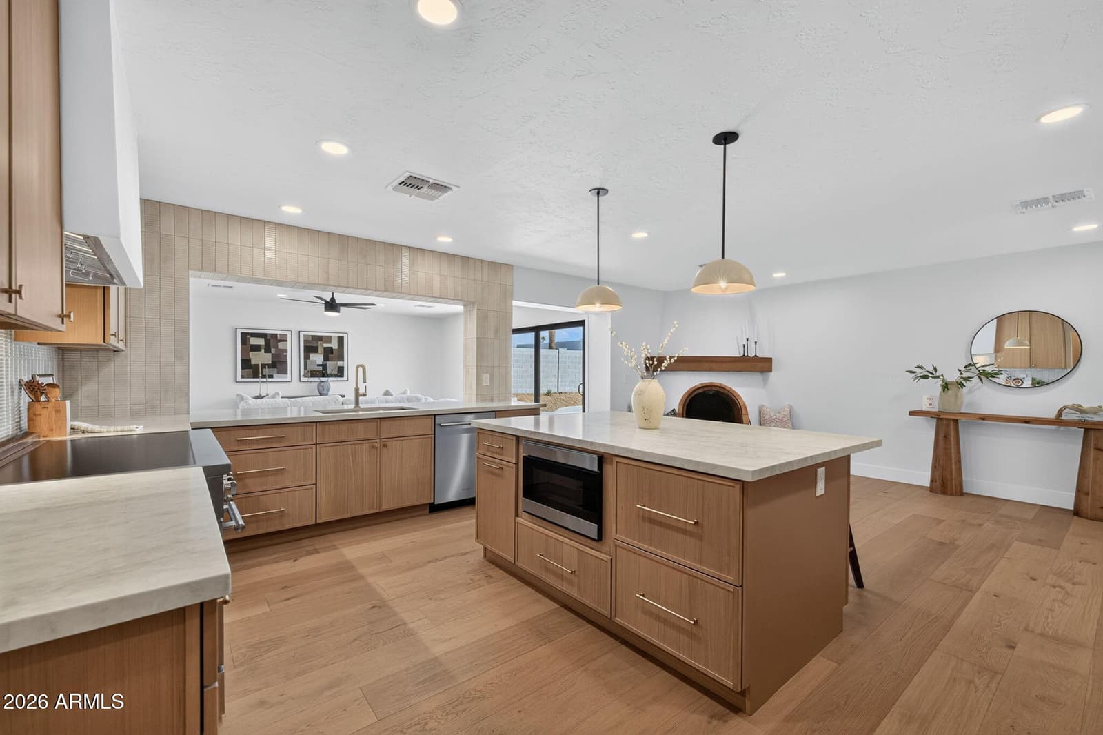 5302 E Evans Drive, Scottsdale, AZ 85254 — photo 10 of 58