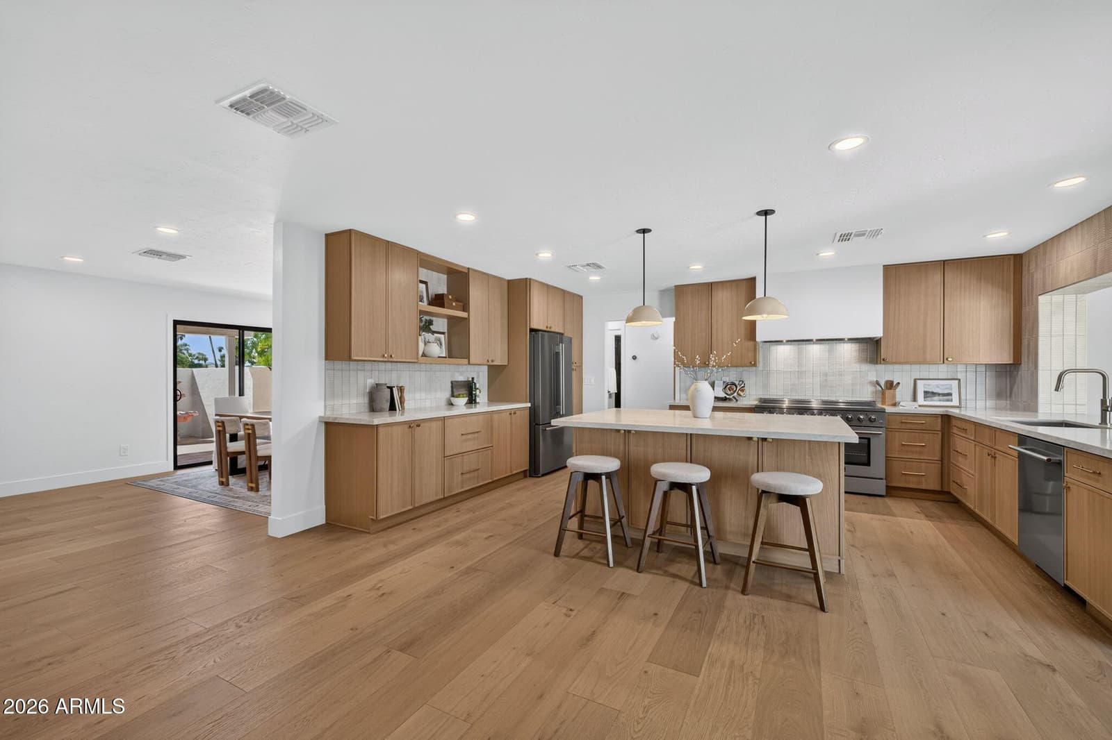5302 E Evans Drive, Scottsdale, AZ 85254 — photo 14 of 58