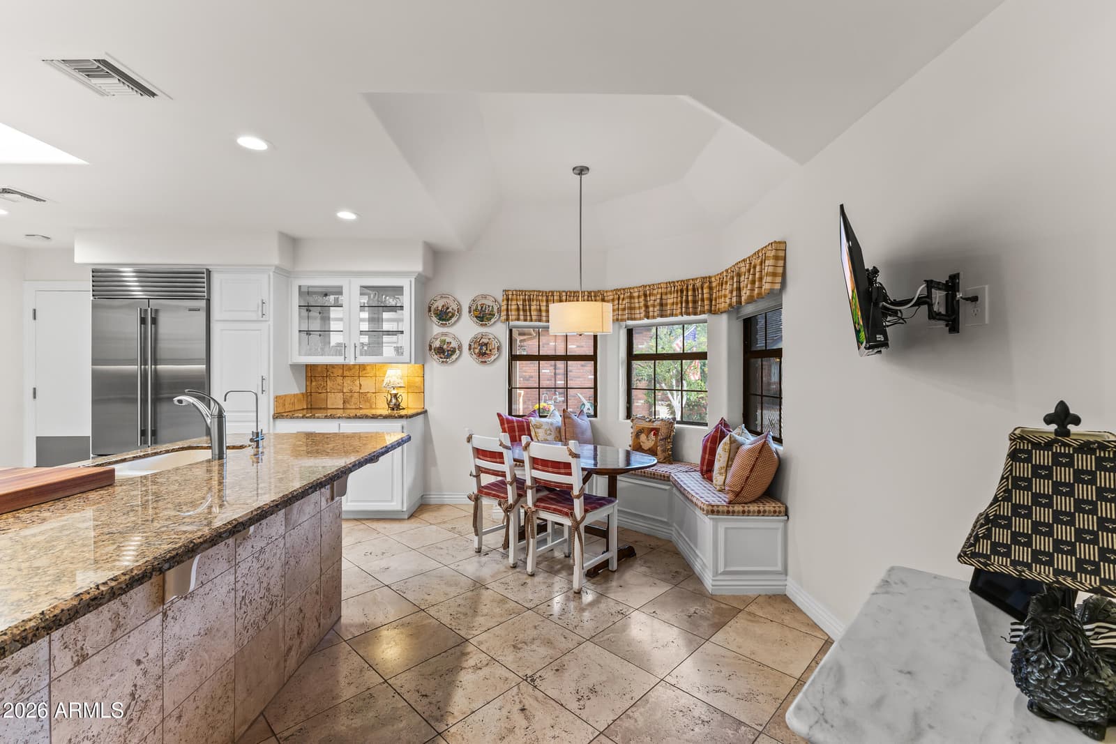 610 W Glenn Drive, Phoenix, AZ 85021 — photo 13 of 35