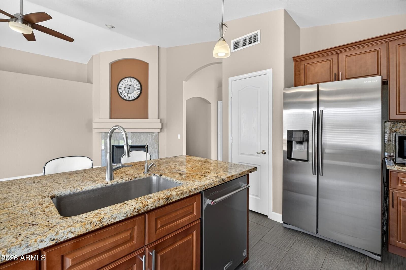 1551 W Megen Street, Chandler, AZ 85224 — photo 15 of 42