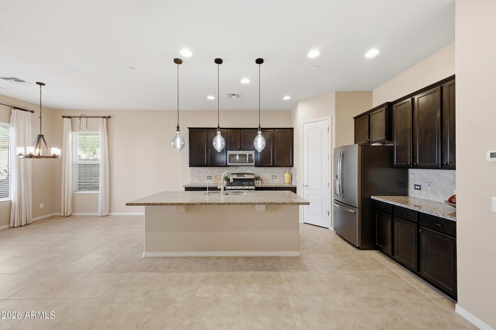 31342 N 137th Glen, Peoria, AZ 85383 — photo 7 of 37