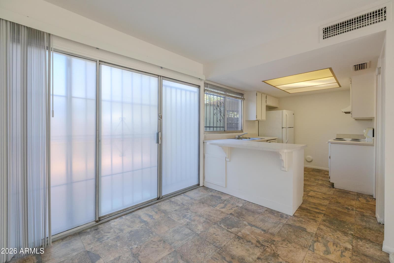 2643 W Wolf Street, Phoenix, AZ 85017 — photo 10 of 34