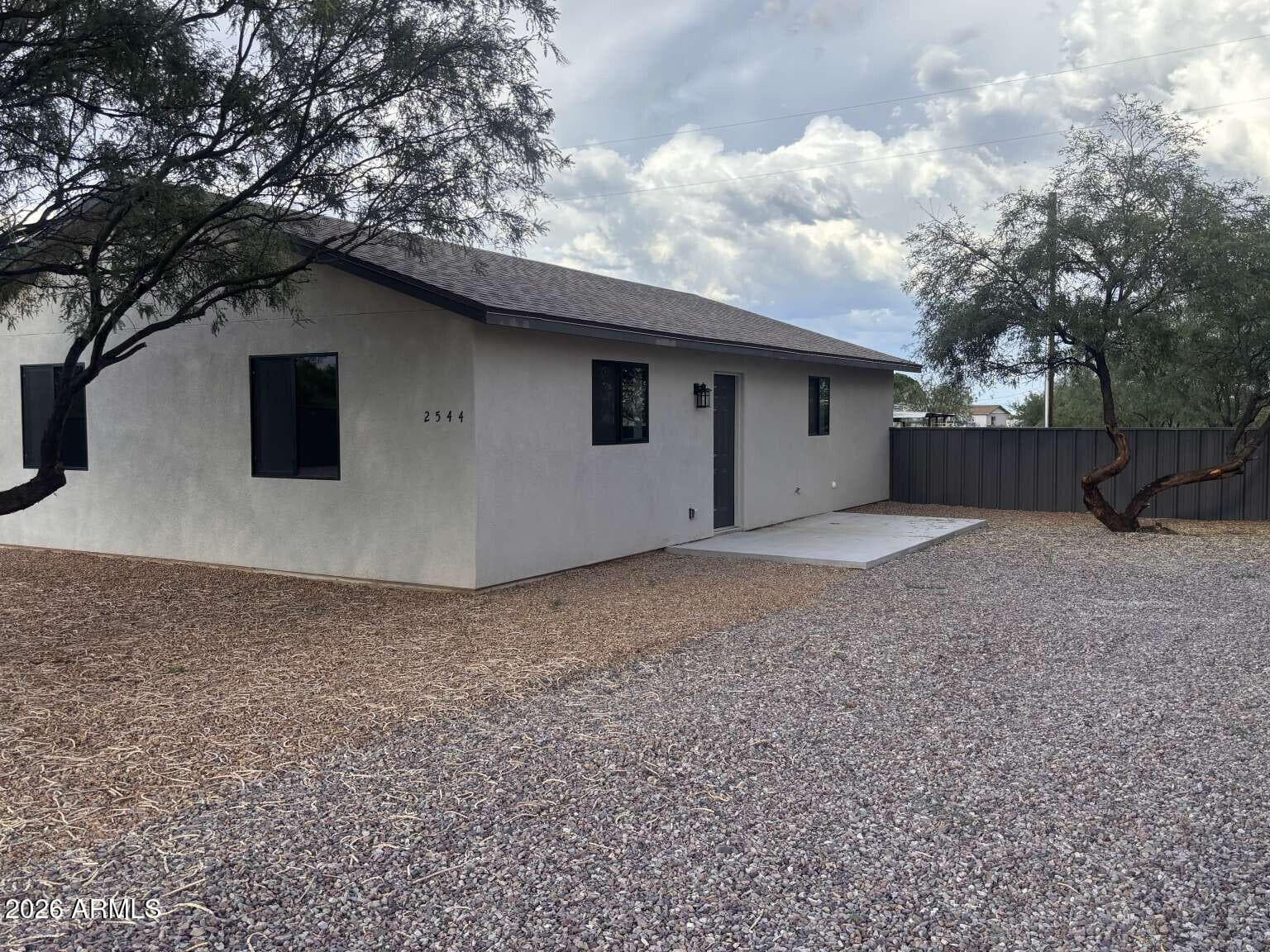 2544 N Calle Segundo, Huachuca City, AZ 85616 — photo 1 of 25