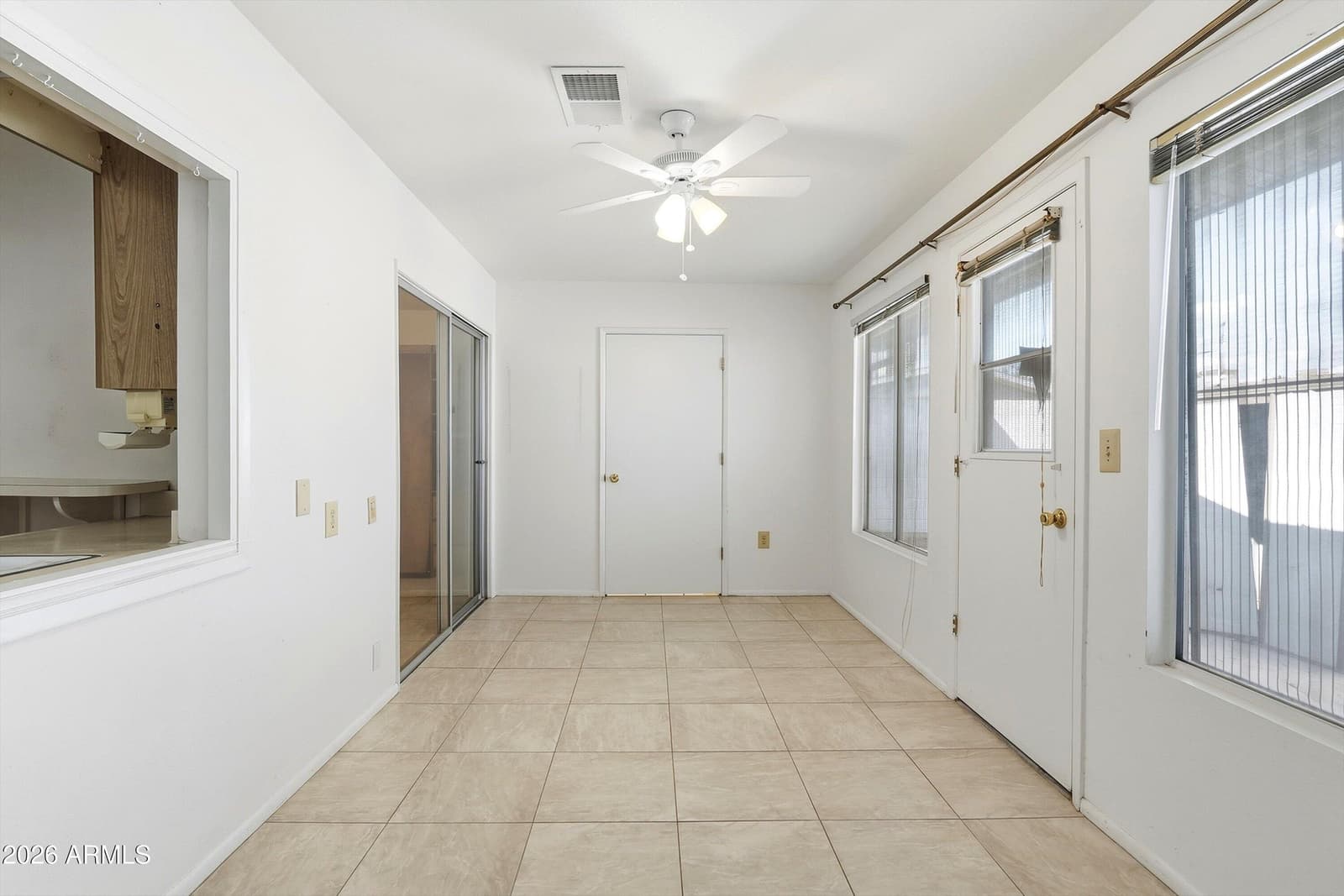 13811 N Garden Court Drive, Sun City, AZ 85351 — photo 7 of 29