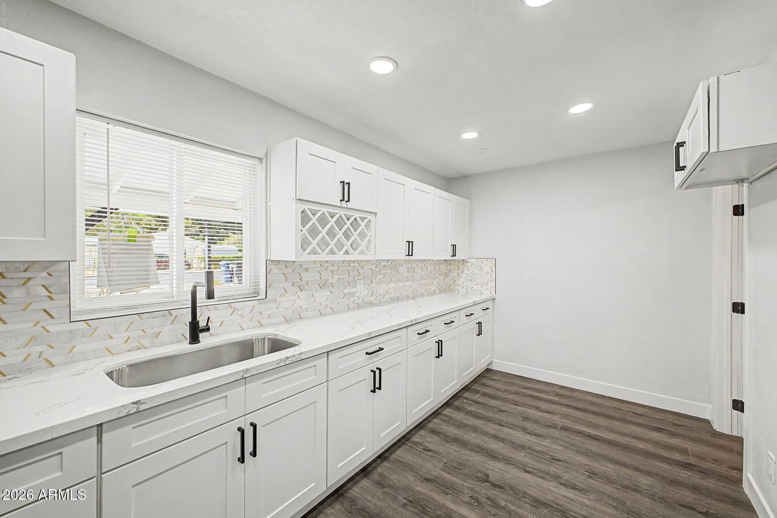 445 N Cherry, Mesa, AZ 85201 — photo 10 of 29