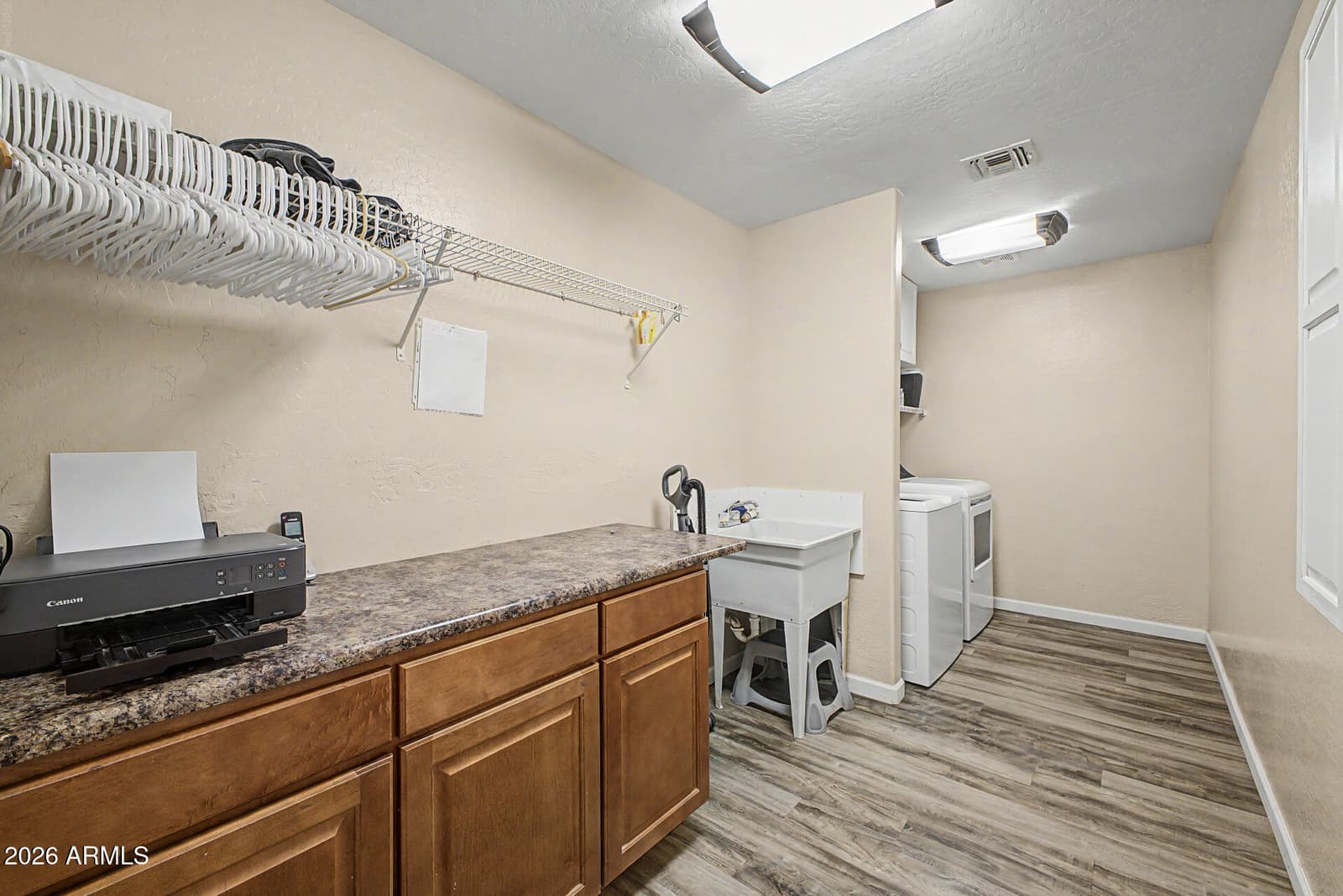 1917 E Daley Lane, Phoenix, AZ 85024 — photo 30 of 35